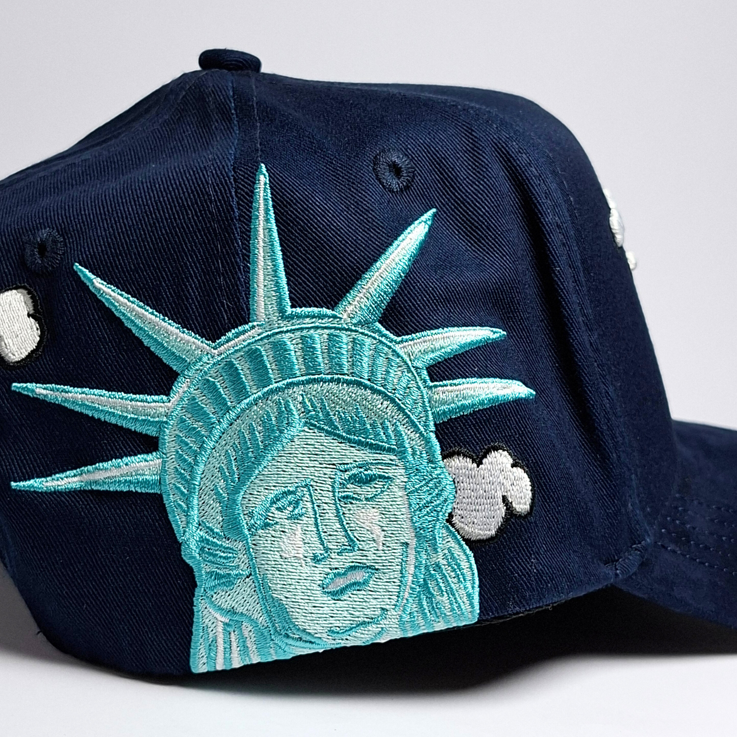 31 HATS NY ANIVERSARIO