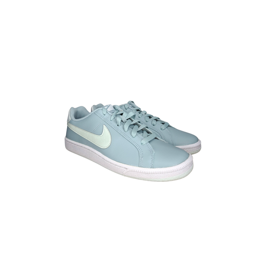WMNS NIKE COURT ROYALE